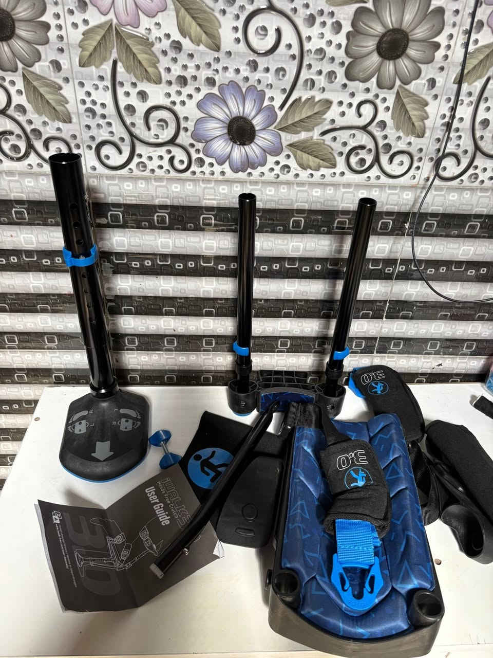 اعلى سعر وبلعافيه
للبيع - iWALK 3.0 Hands Free Crutch
العكازة الذكية بدون استخدام اليدين

**المواصفات:**
- الماركة: iWALK 3.0 الأصلية
- الحالة: [جديدة / 
- معاها: الكتالوج + كل الملحقات
- تتحمل وزن لحد 136 كغم
- مريحة جداً للكسور والجبس بالقدم
**المكان:** بغداد - [المنطقة] ويوجد توصيل لكل المحافظات
*


**إذا كنت صاحب هذا الإعلان وتريد حذفه لأي سبب، رجاءا أرسل رسالة إلى الدعم الفني**