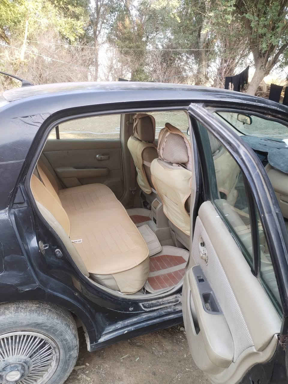 نيسان تيده ٢٠٠٧ للبيع رقم ميسان مميز كير محرك تبريد كفاله حداديه جديده كشره لسياره شوف لعين لسعر٥٥وبيه مجال بيع مستعجل ولشراي يدلل لسياره بلعماره كميت سنويه ٢٧ ***********
