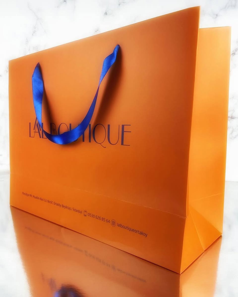 عروض تقديمية لتصاميم أكياس الكرتون... من أهم عنصر للعلامة التجارية أو الشركة المصنعة… المزيد#مطبعة الازهري للدعاية والأعلان تقدم خدماتها 
1-حروف بارزة مع خصم 30%
2-واجهات ستيكر مجهزة بطابعات يابانيه
3-تصميم وطباعة البروشورات الحديثة
4-طباعة الكارتات ودفاتر الإيصالات بأسلوب احترافي
5-لوحات داخلية وخارجية متألقة
 6-ستاندات رائعة للمعارض
7-بوكسات خشبية، بلاستيكية وكرتونية بتصاميم مبتكرة حسب الطلب
8-هدايا دعائية
9-ادارة سوشيل ميديا وتصاميم احترافية وخطط تسويقة 
و العديد أيضا من خدمات الطباعة بأعلى جودة وأفضل الأسعار
موقعنا اربيل شووش مدخل بانزينخانة شورش
----------------------
للتواصل عبر الارقام التالية 
***********
***********واتساب
--------------------
تابعونا ايضا عبر الصفحات لمعرفة العروض 
alazhari2024proانستكرام
azhar2024proسناب
tiktok.com/@azhariadvertising
