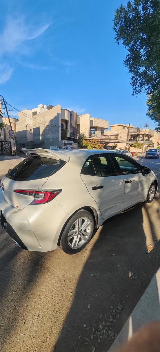 السلام عليكم
كورلا هاج باك للبيع بدون مراوس

موديل :2019

مكينة :2000

كير:10 نمر 

ماشيه  41

مواصفات :SE 

رادارات امامي 

شفتات ستيرن 

بصمة

السياره بدون ايرباك

قيادة ذاتية 

توقف ذاتي 

تحديد مسار 

لد نهاري 

اوتو هولد

شاشه كامره تحكمات ستيرن

سبايدر جنطه وشفقه خلفيه بلاد وباقي المواصفات معروفه

حادثها جاملغ الامامي الايسر والجاملغ الخلفي الايسر مصلحات ومصبوغات ووياهه باب السايق عندك حادث امريكا حافه البنيد مصلح بارد والهلال الامامي الايمن 

كير مكينه صدر كله جديد 
رقم بغداد دولي جديد هزه جديده باسمي 
مكاني بغداد السيديه
السعر 136 بي مجال حك الجيه 
***********
