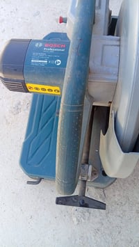 بوش GCO 240 • ٢٤٠٠ واط • قطع حديد