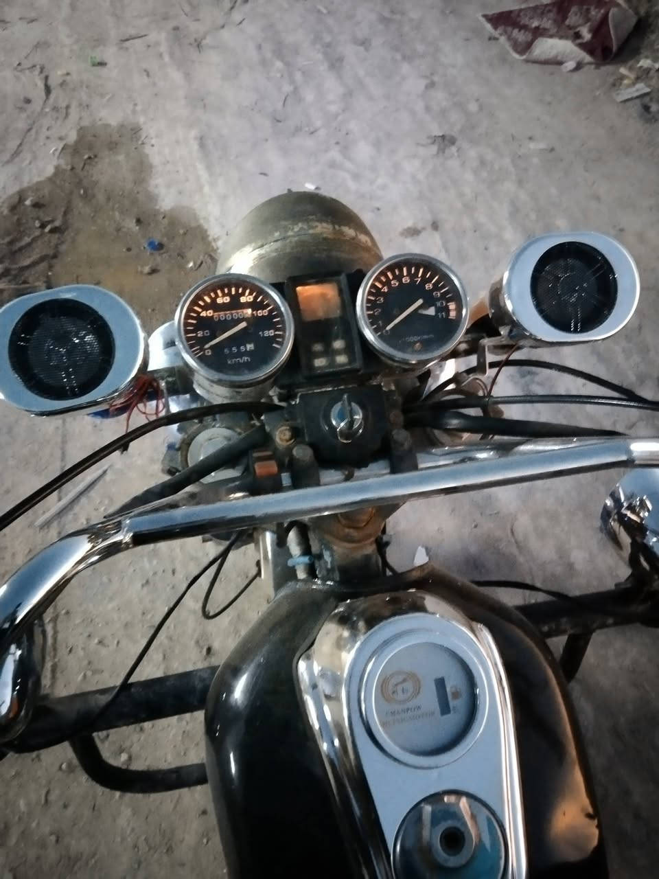 ستوته للبيع 2017 محرك 2024 مقفوله اوراق.. ***********
