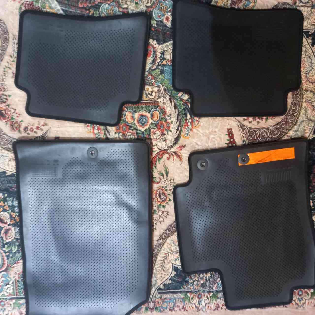 السلام عليكم ورحمة الله من رخصة الادمن
السلام عليكم ورحمة الله من رخصة الادمن
السلام عليكم ورحمة الله توفر عندي ارضيات كاربد كيا رايو كاربد محفور بي اسم RIO والظهر ربر محبب استيراد خاص كود الشركة موجود 
اخر قطع ما تتفوت الصراحه واسعار جوه السوق 
يرهم إلى موديل 2014-2020


**إذا كنت صاحب هذا الإعلان وتريد حذفه لأي سبب، رجاءا أرسل رسالة إلى الدعم الفني**