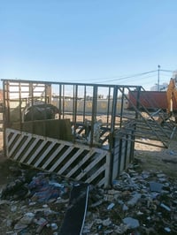 قطع غيار سيارات • للبيع