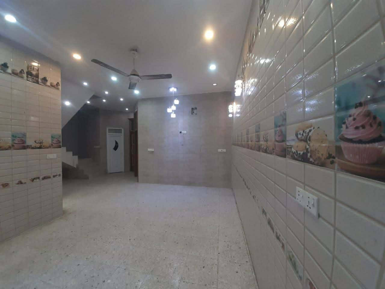 #دارللبيع
المساحه 100متر متر
                         مربع (10*10) ركن
سنتر على التبليط 

#تفاصيل الدار
ستقبال
مطبخ
هول
غرفة نوم
صحيات داخلية
و خارجيه

#الموقع ابي غرق حي الحسين

الاسفسار أكثر الاتصال على الرقام
***********
***********

                مستعدون لنشر كافة العقارات 
               البيوت ولاراضي الصرف الزراعية
 _______________________________________
                  يتوفر لدينا كادر مختص في
                  البناء وترميم مقاولات عامه
                       ***********
