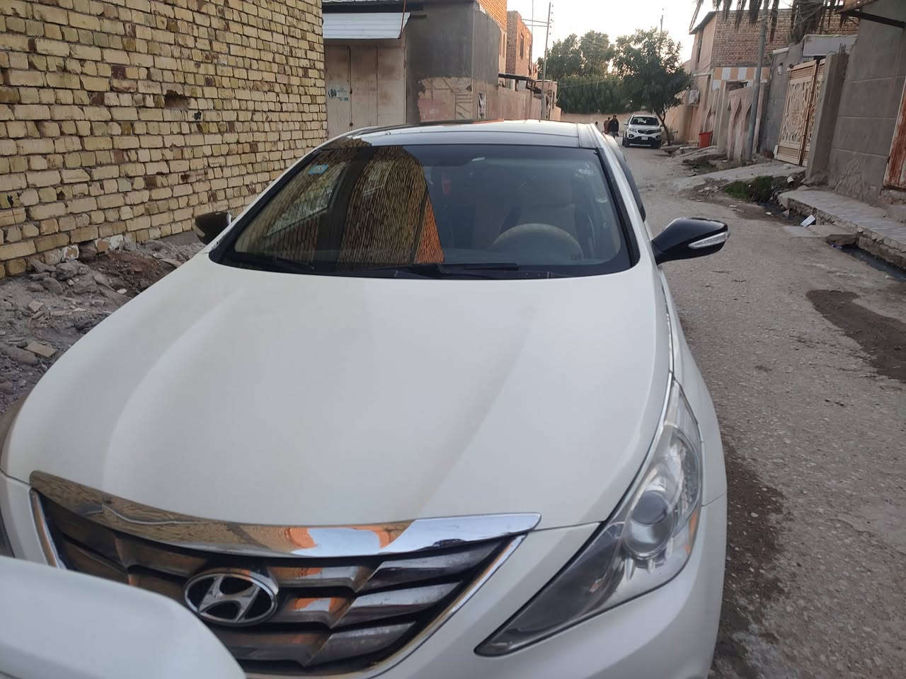 سلام عليكم سوناتا 2011خليجي فول  تاجيه عله جهت العبري سعرها 90. وبيها مجال قليل
***********
