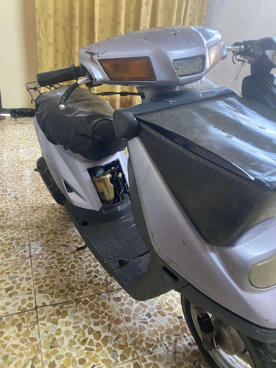 ماطور بدون ، سله
سعر 150 وبي مجال بسيط ، قطع بصونده الكابريتا ، يعني سهله


**إذا كنت صاحب هذا الإعلان وتريد حذفه لأي سبب، رجاءا أرسل رسالة إلى الدعم الفني**