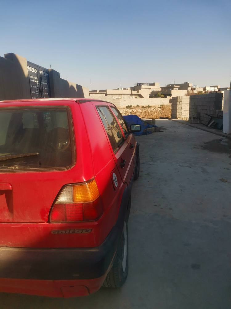 كولف عظم موديل ١٩٩١ رقم بغداد سنوية كارتون بدون كمرك كير اوتو محرك ١٨٠٠ بي صرف كوبون بنزين موجود ابو سنوية موجود شرط تحويل كلها شغال شراي يتصل
*********** كركوك, العراق

