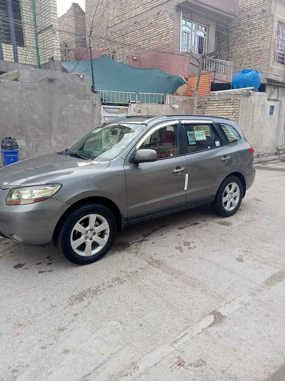 2009 فول سته سلندر فتحه فور ويل
كشن كهرباء تحكمات ستيرن 5 راكب رقم بغداد بسمي 
بيها حزام سبب جراد محرك وكير وصدر وتبريد كله مكفول تخم تاير جديد مكان بغداد م الصدر سعر 115 مجال بسيط حك الجيه رقمي ***********
