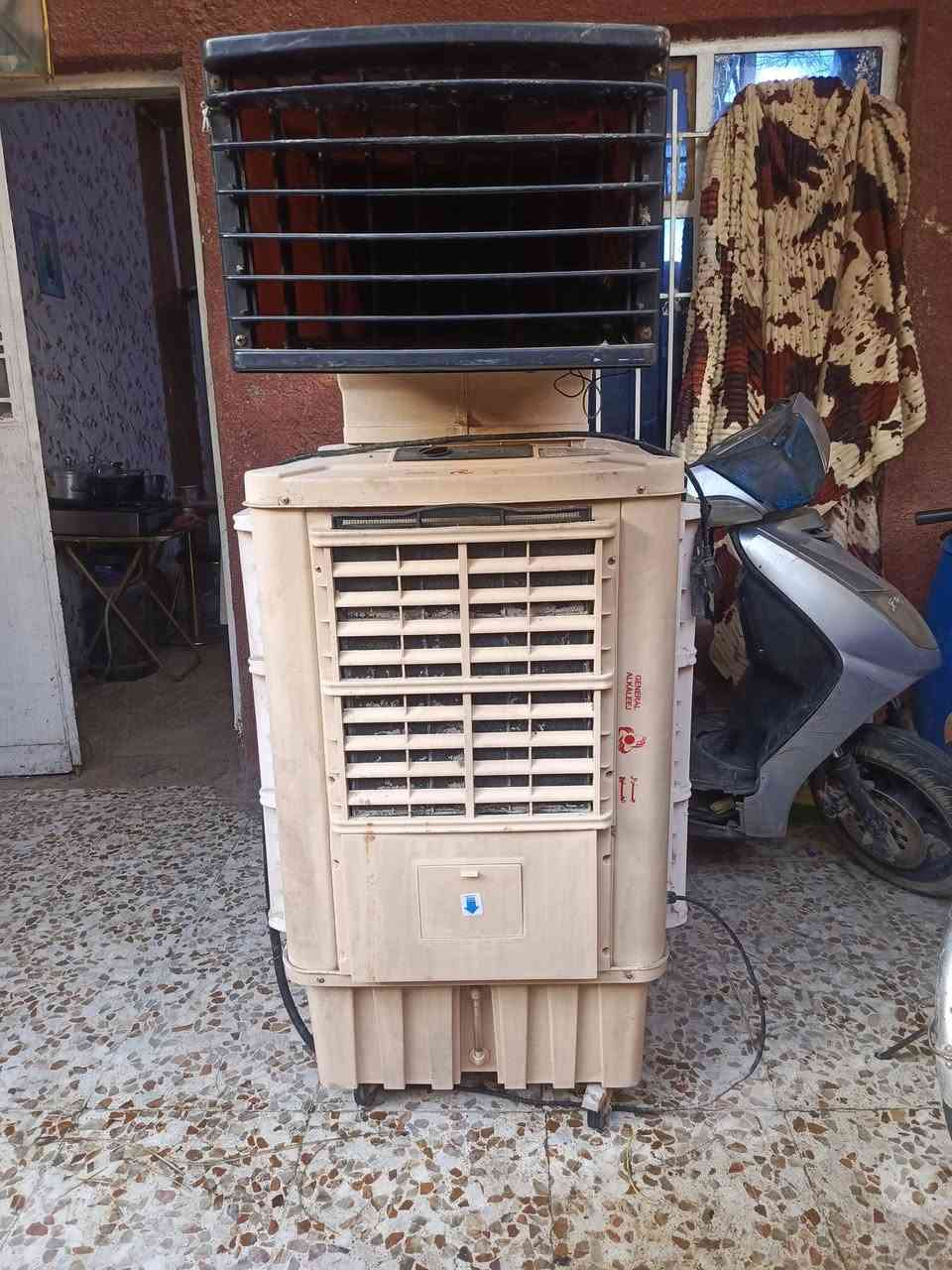 مبرده شغاله ما بيه شي السعر 300 وبيه مجال 
المكان بغداد مدينه الصدر قطاع 9  رقم  ‏‪***********‬‏
