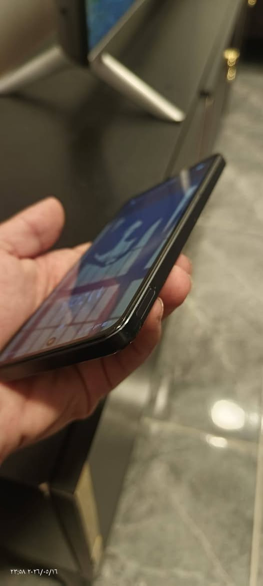 ريلمي c55 ذاكره 256 عشوائي 8+16 جهاز يخبل سلاسه 90هيرتز(فريم) بطاريه 5000ميصرف شحن ابد شحن سريع كله شغال ماداخل تصليح ابد السعر 160وبي مجال بسيط المكان نجف الرقم *********** واتساب موجود
