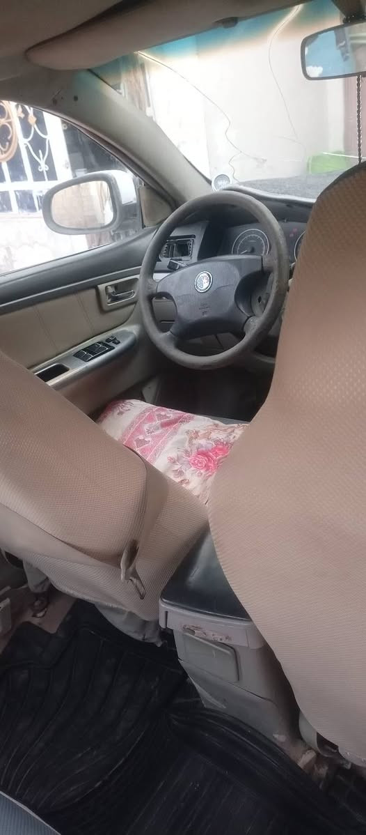 السلام عليكم جيلي موبل موديل 11 رقم نجف مشروع وطني سنويه نافذة السيارة بيه ضربة جاملغ جهت السائق حدادية قبل أربعة ايام شديتة باور مشط جديد تخم تاير جديد كهربائيات شغالة محور كورلة كير ومحرك 
العنوان الديوانية الحمزة الشرقي 
السعر 38وبيه مجال للشراي 
***********
