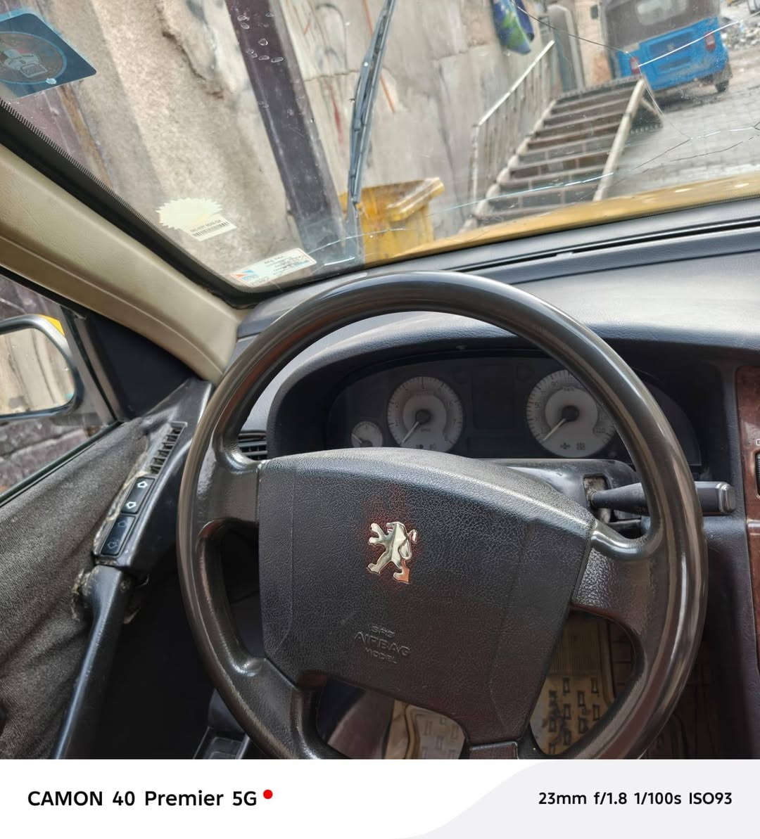 السلام عليكم بيجو بارص موديل 15سياره جاهزه رقم بغداد انكليزي بسمي كير مكينه تبريد مكفولات هذه رقمي ***********
