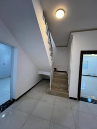 مجمع ابو تراب • ٢٠٠م • بيت طابقين