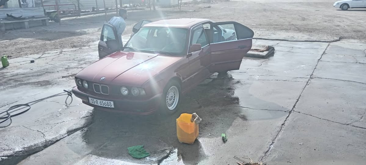 السلام عليكم ورحمة الله وبركاته
BMW525موديل1990محرك مسكر تبريد نقصدغاز فقط تخم تاير كيراوتوكشنات جلد فحتحة سقف سنترلوك جاهزه من كلشي السعر 70$وبيه مجال للطيبين


**إذا كنت صاحب هذا الإعلان وتريد حذفه لأي سبب، رجاءا أرسل رسالة إلى الدعم الفني**