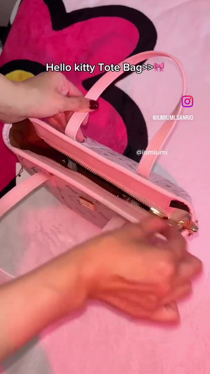 جنطه 🌸👛
بيهه ختمين🎀🫶🏻
اخير قطعه🌸
توصيل بسمايه الف 🚗⭕️


**إذا كنت صاحب هذا الإعلان وتريد حذفه لأي سبب، رجاءا أرسل رسالة إلى الدعم الفني**