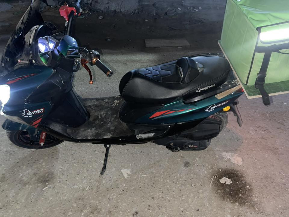 دراجه سكنس المحرك تايون ماشيه 6000
شوفت عينك والمحرك بعده بالضمان
السعر 650
***********
