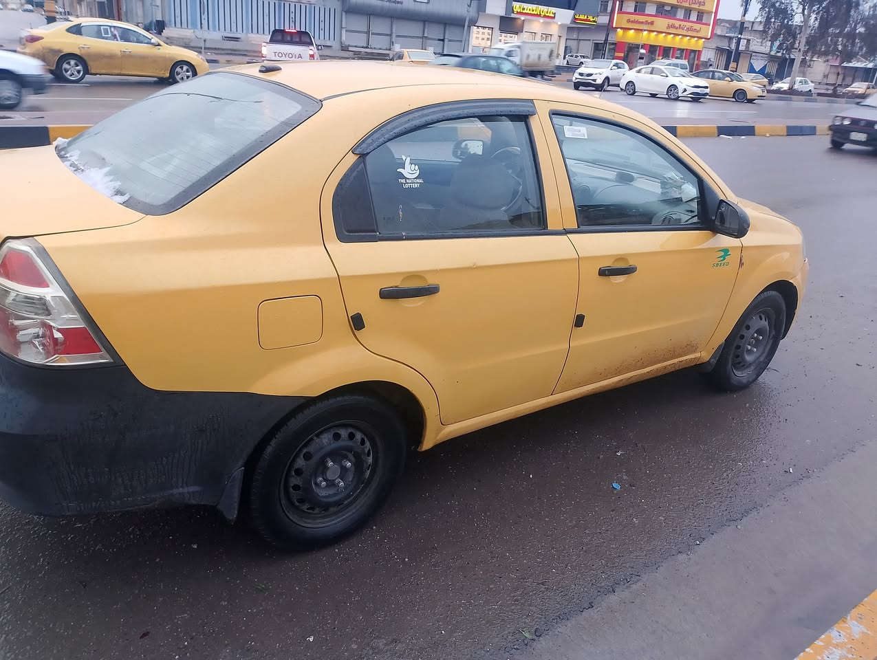 السلام عليكم
افيو 2011 موسسه
رقم بغداد دولي باسمي هيئه غرامات صفر
محرك استره
كير توماتيك
جامات كهرب
مري كهرب
داخل لونين
الضرر البدنه الخلفيه وشويه من الحوض فقط
السعر 60 وبيها مجال
للتواصل.***********
