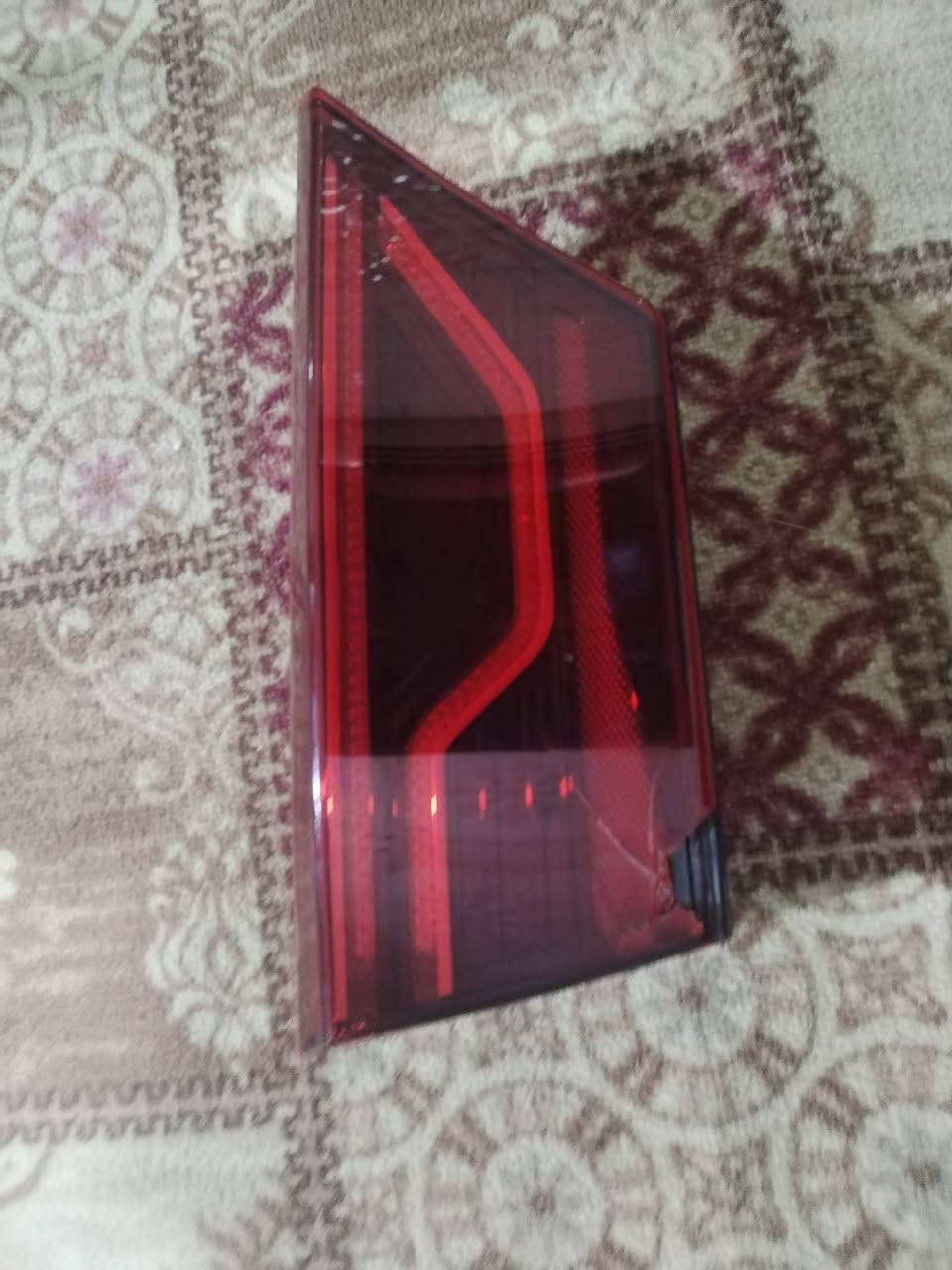 سلام عليكم بك لايت كيه فورتي لد بي كسر بصيط شغال ورادارات مال كي فايف من 2021 لحد 2024 جديد شرط الفحص مكاني كربلاء رقم الهاتف *********** واتساب فقط
