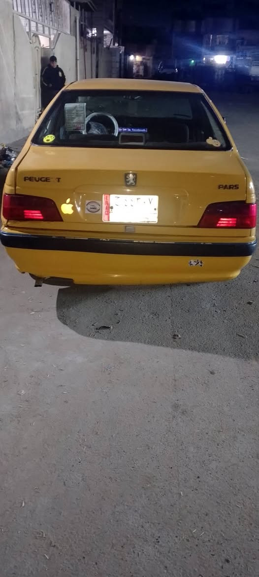 السلام عليكم بيجو بارص موديل 2015
سياره من مكينه وكير وحداديه خير من الله 
مصفرة هيئة وغرامات سنويتها لل26شرط تحويل السعر 26 العنوان مدينة الصدر شارع الفلاح رقم الهاتف ***********
