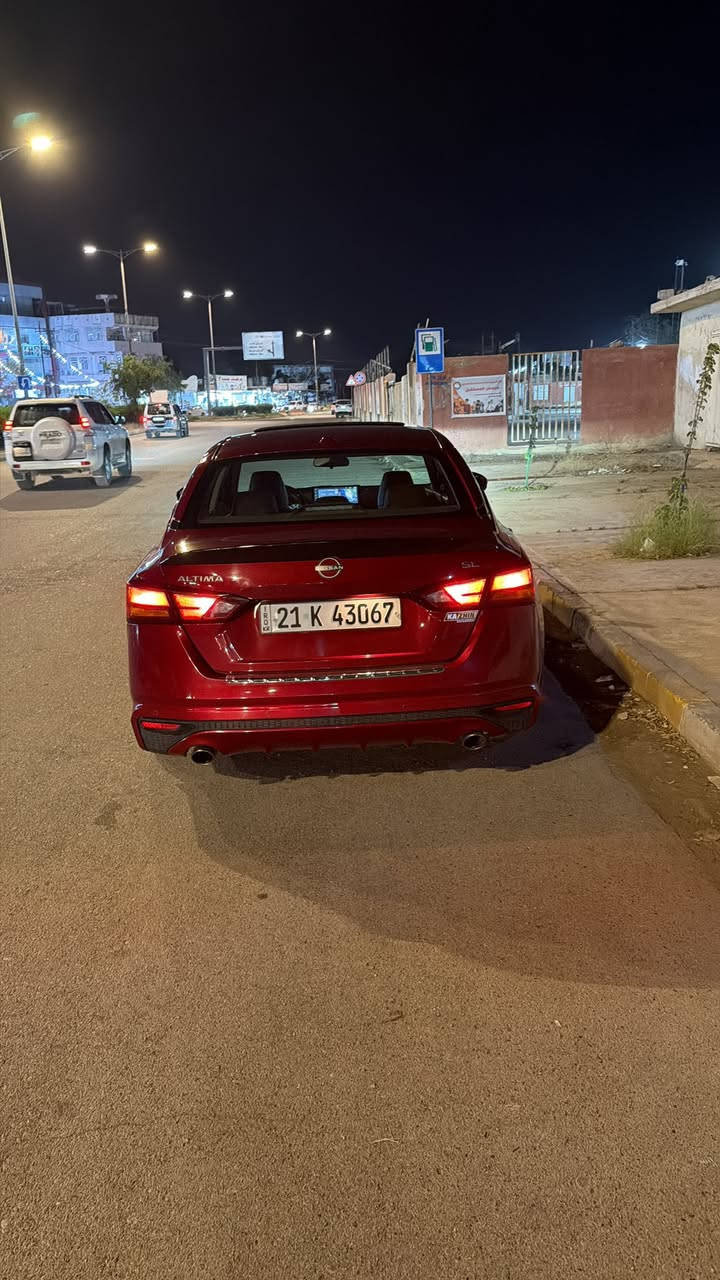 السلام عليكم للبيع
كيلن السياره بدون حادث بدون صبغ 
صوره السونر و صور امريكا بالمنشور
  السعر 185$
نيسان التيما 2023/ اللون الاحمر 👑
السياره فول مواصفات 1/1 / SL
تحكمات ستيرن جهتين 
السياره ماشيه 55 مايل 
شاشة ترحيب 
تبريد قطعتين 
بصمة تشغيل 
بصمة ابواب 
شاشه جبيره 
نظام خرائط GPS
نظام بوصله 
شاحن لاسلكي (واير لس)
رادارات 360°
رادار خلفي (وقوف ذاتي ) 
رادار امامي 
رادار جانبي
كشنات جلد
كشنات كهربائي
كشنات تدفئه 
تشغيل عن بعد
سلايد روف (فتحة سقف)
ويل حجم كروم حجم 17
لدات امامي و خلفي 
كامره 360 
حساس خلفي 

صور امريكا و سونر مرفق بالمنشور 
السياره بيها بعد كلش هواي مواصفات 
*********** 
عنوان ديالى خانقين
