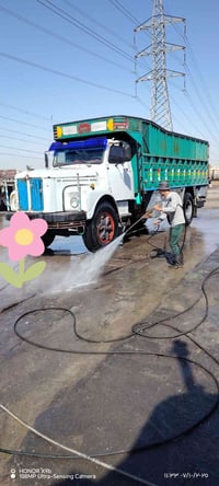 سكانيا للبيع رقم بغداد بلادي مكينه ثنعش ونص لاصرف ولا نفخ طخم تاير 075...