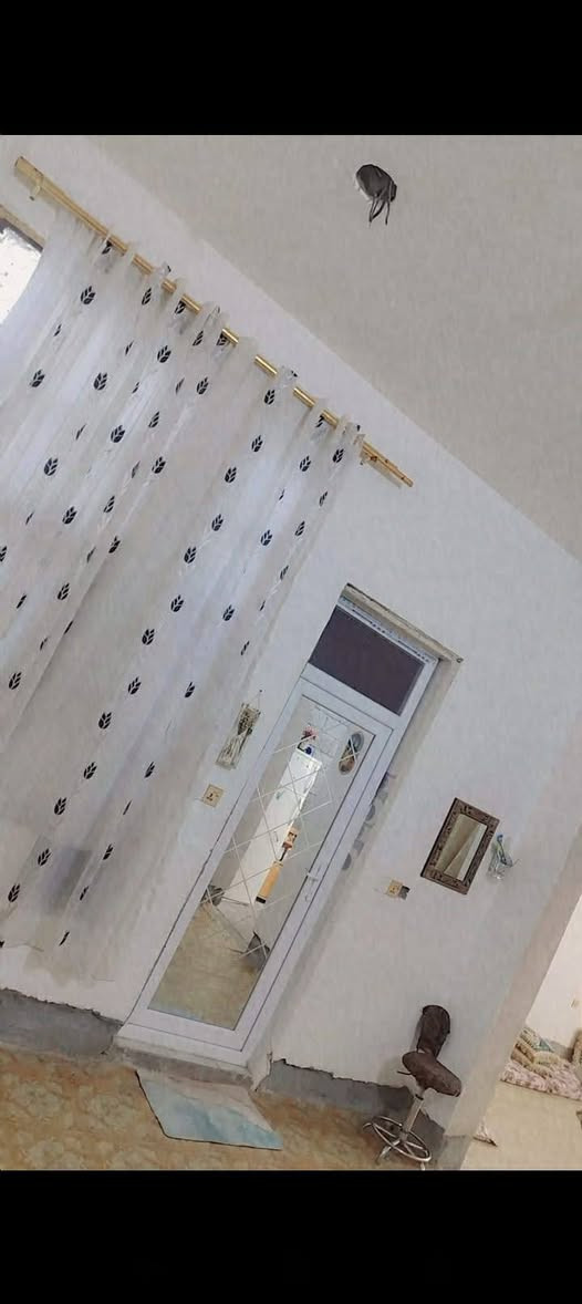 مشتمل طابق واحد للبيع مساحة ١٢٥ م شارع ١٠ م بناء بلوك الموقع حي جبيل خلف مجمع الرحاب السعر ٣٢ وبي مجال
للاستفسار الاتصال على الأرقام التالية
***********
***********
