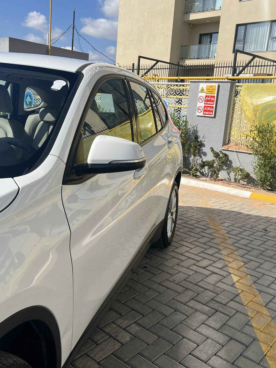 للبيع bmw x1 2019 خليجي وكالة العروش رقم اربيل سيارة جديدة و نضيفة 
ماشية ٨٩ الف كيلو سيارة كفالة عامة السيارة من كلشي بدون اي طخة واي ضربة على ايدي سيارة
باسمي سيارة تحويل شوكت ما تريد
مواصفات/ (مري شفط-رادارات-اشاير بالمري- داخل جلد-هندبريك بصمة-اوتو ستوب-عدادات دجتل)
بعد بيه مواصفات هواي
سعر200ورقة وبيه مجال
***********
