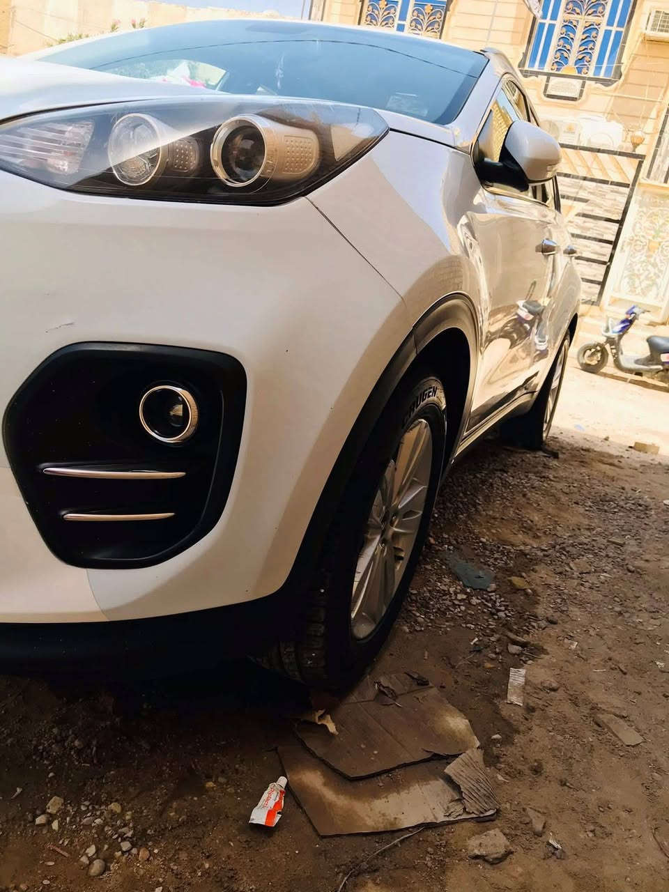 السلام عليكم للبيع كيا سبورتج موديل 17وارد خليجي ماشيه 113الف وراح تطب 114 الف والسياره كفاله عامه السعر 180 وبيها مجال مكاني السماوة حي الشهداء الثاني للاستفسار اكثر اصل على الرقم أو راسل واتساب ***********
