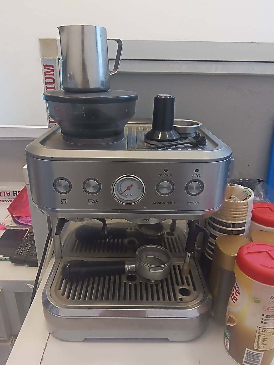 للبيع
مكينة أيس اكريم 
مكينة أزبري 
جهاز كريب 
جهاز وافل 
ماكينة اسبريسو

للأستفسار  ***********
