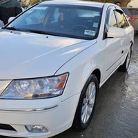 سوناته مقدس مديل 2009 لون ابيض رقم دهوك سباره جديده ومتعوب عليها مصبوغ...