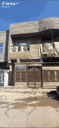 بنايه للبيع طابو ملك صرف مشاع مساحه 100م 10×10  بغداد منطقة العبيدي شا...