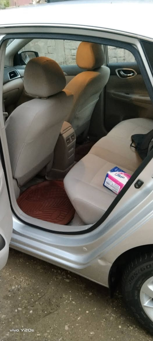 السلام عليكم
نيسان سنترا ٢٠٢٠خليجي ياباني مو صيني ماشيه ٦٦ الف حقيقي السياره مكفوله من صبغ وتبديل فقط بارد مكانين صغار وبيه شخط صغير السياره حلوه ونظيفه ومابيه اي نقص محرك وكير عل الشركه مكفول صدر تبريد كله مكفول بسمي سنويه تجديد إلى ٢٠٣٠ رقم جديد مكانه السيديه سعره ١٢٨ وبيه مجال تلفون *********** ابو يوسف
