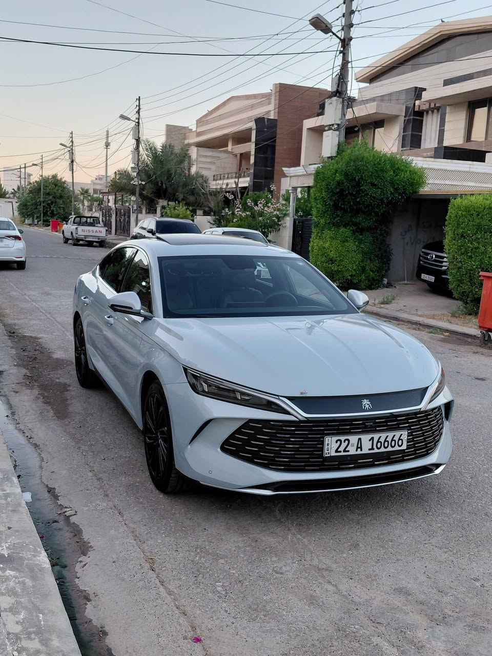 بي واي دي كوين ال موديل ٢٠٢٥ للبيع ماشي ٣٩٠٠ كم رقم اربيل سيارة بانوراما ٤ كاميرا بطارية كبير ١٢٠ كم بدون صبغ . سعر من الاخير ١٧٢٠٠$  للاستفسار واتس اب ***********
