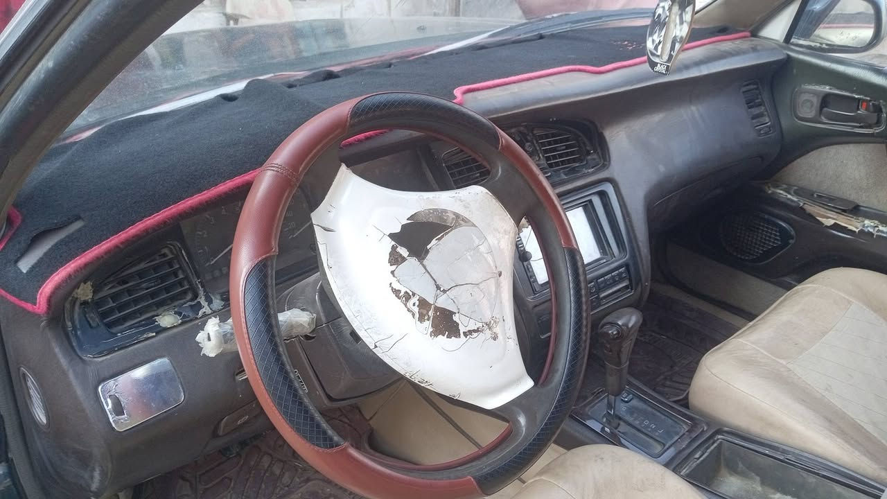 بطه مكفوله للبيع سياره مرشوشه بس جماليه سعر 50 وبيها مجال ***********
