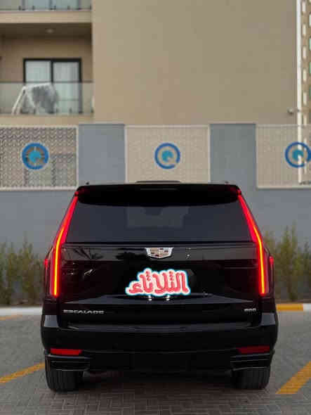 كديلاك اسكاليد 2023
وارد امريكي
ماشيه49 الف كيلو 
فول مواصفات 
2. بانوراما 
3. 36 سماعه 
4. بصمه تشغيل عن بعد 
5. دفع رباعي 
6. كامرات 360درجه
7. صندوق كهرباء + ع حركه القدم 
8. كشنات تدفئه تبريد 
9. شاحن لاسلكي 
10. جكات 
11. لد داخلي متغير 
12. تبريد 3 قطع 
13. داتشو عداد بالجامه 
14.  شاشات خلفيه 
15. كأمره بالمري 
16. 
17. رقم بغداد تحويل مباشر
18. صبغ بنيد ودعاميه فقط
19. مكان السياره بغداد السيديه
21. الاستفسار***********
