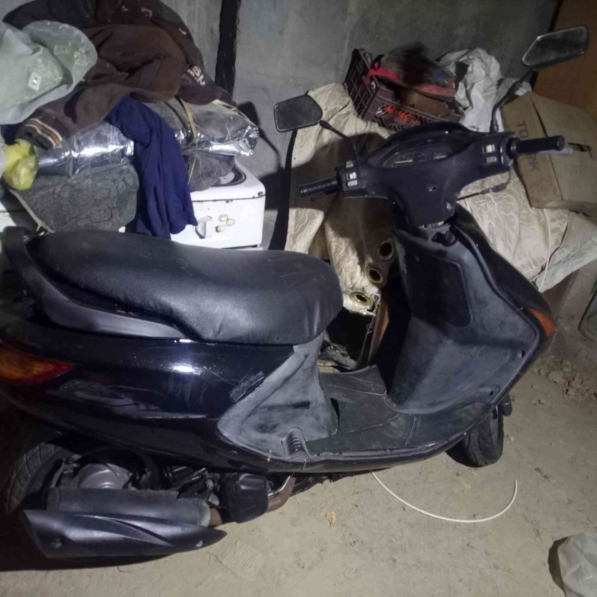 درجة للبيع فراشة للي يريد خا يجي خاص بسعر جدا مناسب وحلو دراجه نظيفه ومجفه مره واحده؟


**إذا كنت صاحب هذا الإعلان وتريد حذفه لأي سبب، رجاءا أرسل رسالة إلى الدعم الفني**