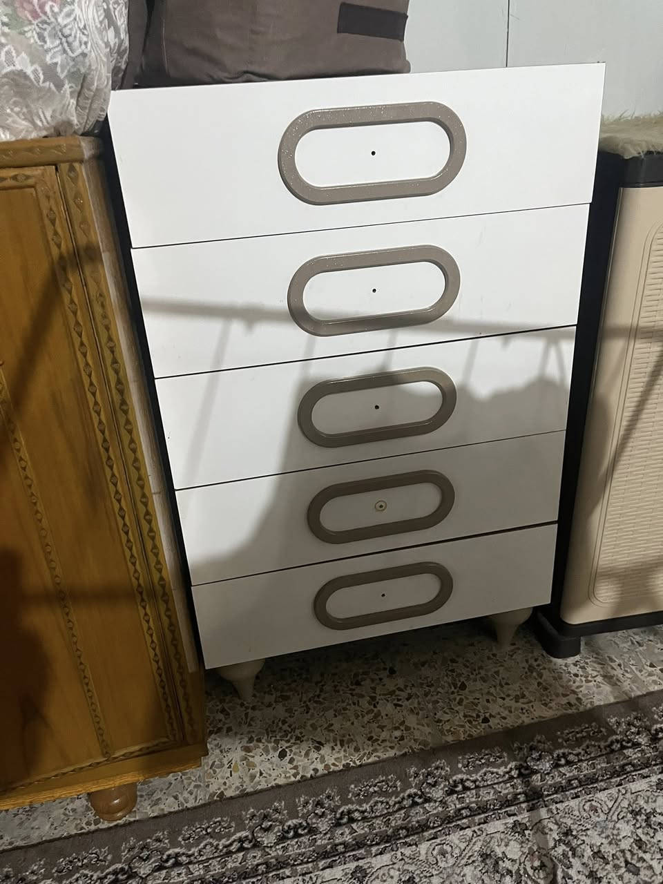 السلام عليكم عندي غراض غرفه للبيع بسعر مناسب


**إذا كنت صاحب هذا الإعلان وتريد حذفه لأي سبب، رجاءا أرسل رسالة إلى الدعم الفني**