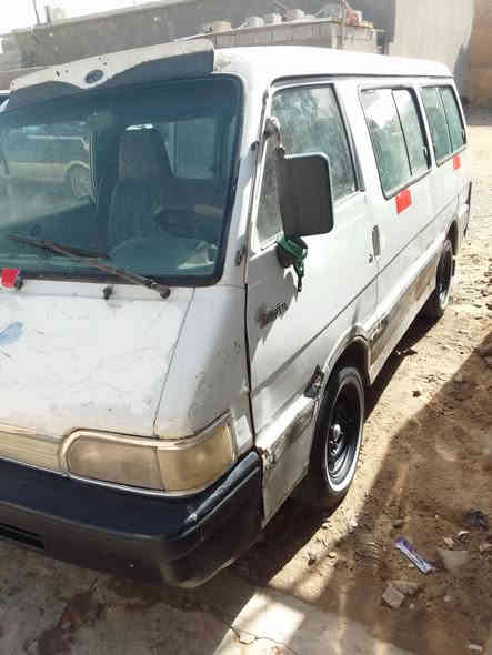 السلام عليكم كيه بسته للبيع موديل 1994 السنويه نافذه سنه مصفره هيه وغرامات شواصي بلاد تخم تاير كهربائيات كلها شغاله مكينه كير اكسل مكفولات السعر 43 المكان كوت الشراي يتصل ***********
