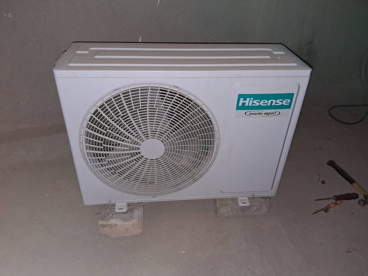 سبلت توفير طن ونص مشتغل موسم واحد بس كلش نضيف بس ناقصه غاز سعره ٤٥٠ الف لتواصل ع هاذا الرقم ***********
