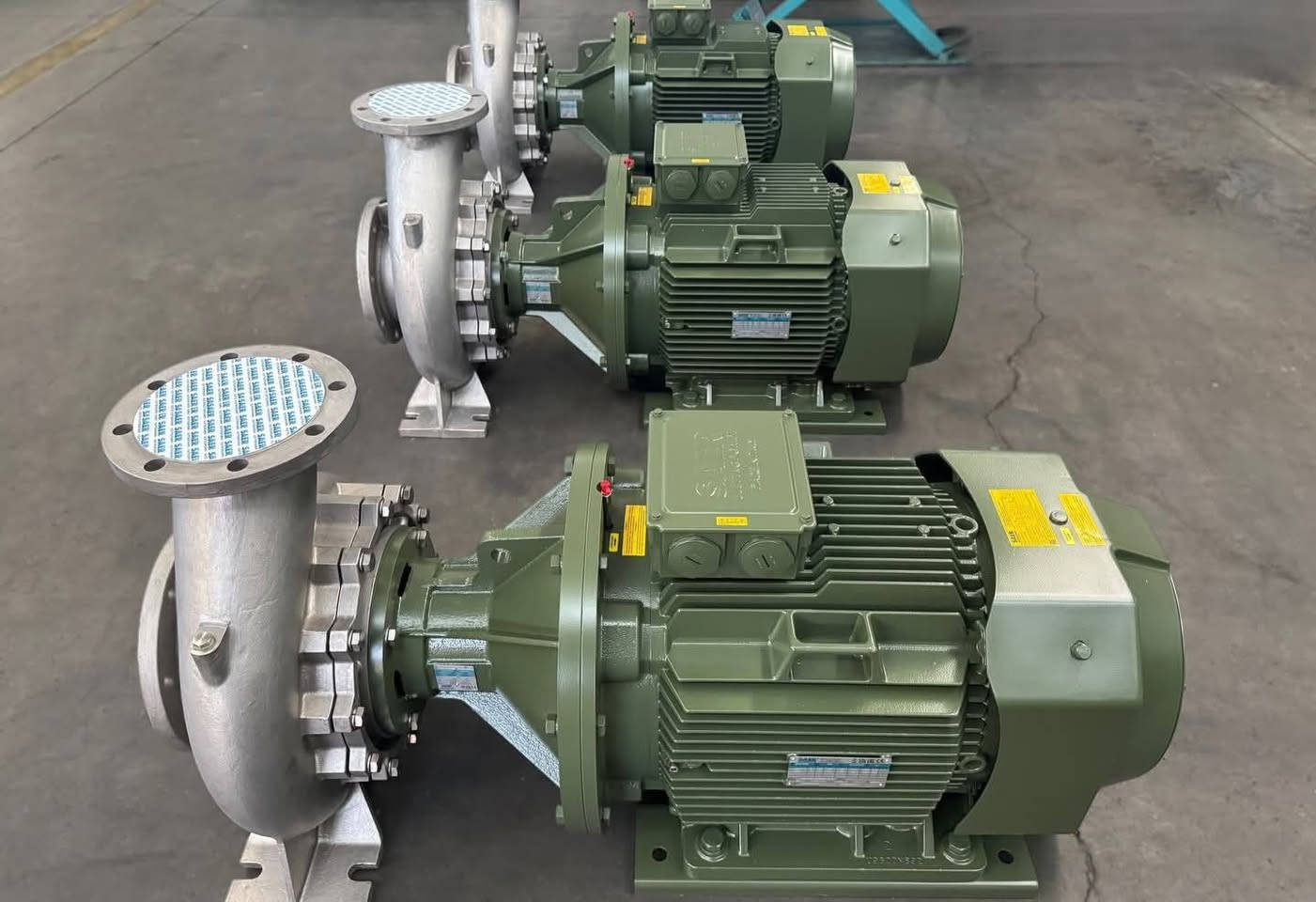 نحن شركه يسعدنا ان نقدم لكم مضخات من ماركه ساير الإيطاليه مقر شركتنا في أربيل فلكه لدينا  مكتب في بغداد شارع الصناعه فروعنا في السليمانية ومدن أخرى.. ***********. ***********
