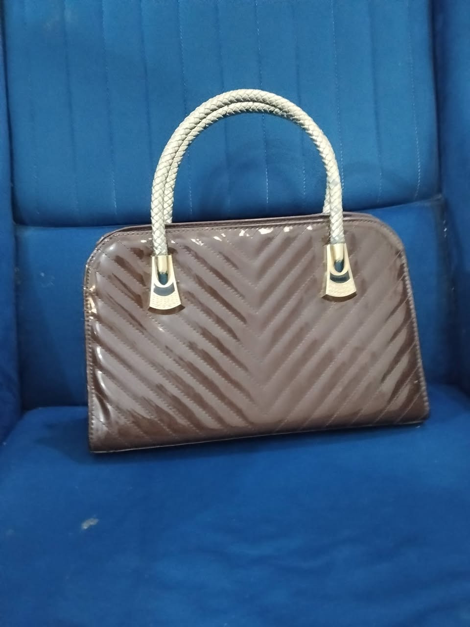 جنط للبيع مراسله الصفحه


**إذا كنت صاحب هذا الإعلان وتريد حذفه لأي سبب، رجاءا أرسل رسالة إلى الدعم الفني**