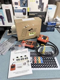 مجهول • إلكترونيات • تفاصيل قليلة