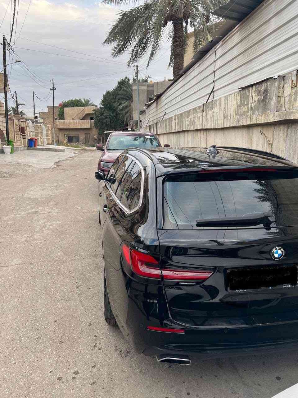 BMW
2023  أربيل 
خليجي بدون صبغ
 ما مبدل اي قطعة كلشي بلاد شرط الفحص 
محرك 4 سلندر توين تيربو 
بصمة ابواب و بصمة تشغيل 
‏‎نظام iDrive 8.5 مع Apple CarPlay & Android Auto 
‏‎رادار – كاميرات 360° 
12 لون داخلي على جميع الابواب 
مقاعد فاخرة جلد بيجي اصل 
حساس امامي خلفي 
لايتات زينون  LED فاخر مع كشافات دع
تبريد خلفي قطعتين بالابواب 
لايت كهربائي الحركة 
اشارات في المرايا الجانبية
مرايا جانبية كهرباء شفط
تحكم كهربائي متكامل للمقاعد الامامية 
ذاكرة خزن ميموري 
ستيرن كهرباء 
شاشة كبيرة الحجم 
بصمتين اصليات 
السعر 225 وبيها مجال 

بيع او مراوس سبورتج توكسان خليجي فقط


**إذا كنت صاحب هذا الإعلان وتريد حذفه لأي سبب، رجاءا أرسل رسالة إلى الدعم الفني**