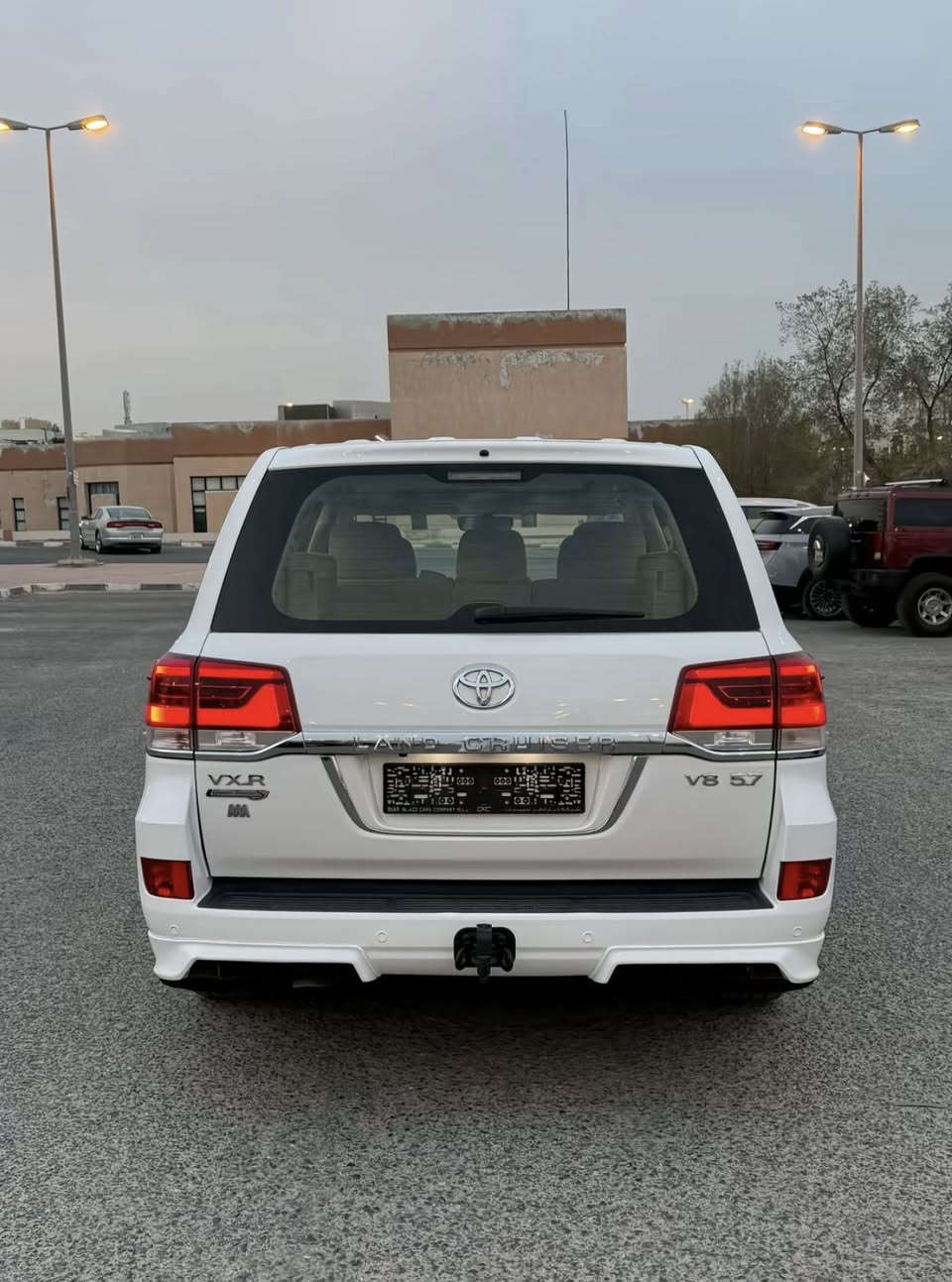 لاند كروز 2021
أدوات أدوات أدوات 
السعر 285 ورقه السياره داخل الامارات مده الوصول إلى العراق 40_60 يوم مع عقد شراء السياره من داخل المكتب حصراً 
كفاله من السرقه والانتربول


**إذا كنت صاحب هذا الإعلان وتريد حذفه لأي سبب، رجاءا أرسل رسالة إلى الدعم الفني**