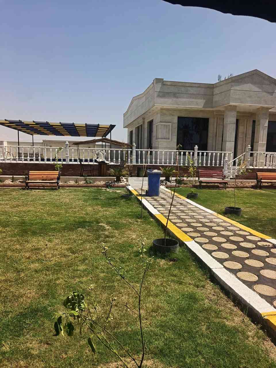 مزرعه شاليه روز الترفهيه للايجار
تحتوي على 
بيت مؤثث كامل 2 غرف نوم🎪🏡🏠
صالة كبيرة🏠
مطبخ جاهز مع الأواني 
مسبح كبير 🛝🌊
 🏖  
حديقه  كبيره🏕
مكان للشواء 🔥🔥🔥
 🚥🚥
كراج للسيارات 🚙🛻
ألعاب 
بليارد فيشه منضده طائره وكافه انواع التسليه🎱 
التأجير نهاري وليلي ويوجد مبيت 🌕☀️🌛🌛
المكان المدائن .سلمان باك 
للحجز الأتصال***********
 متوفر واتساب ايضا***********
