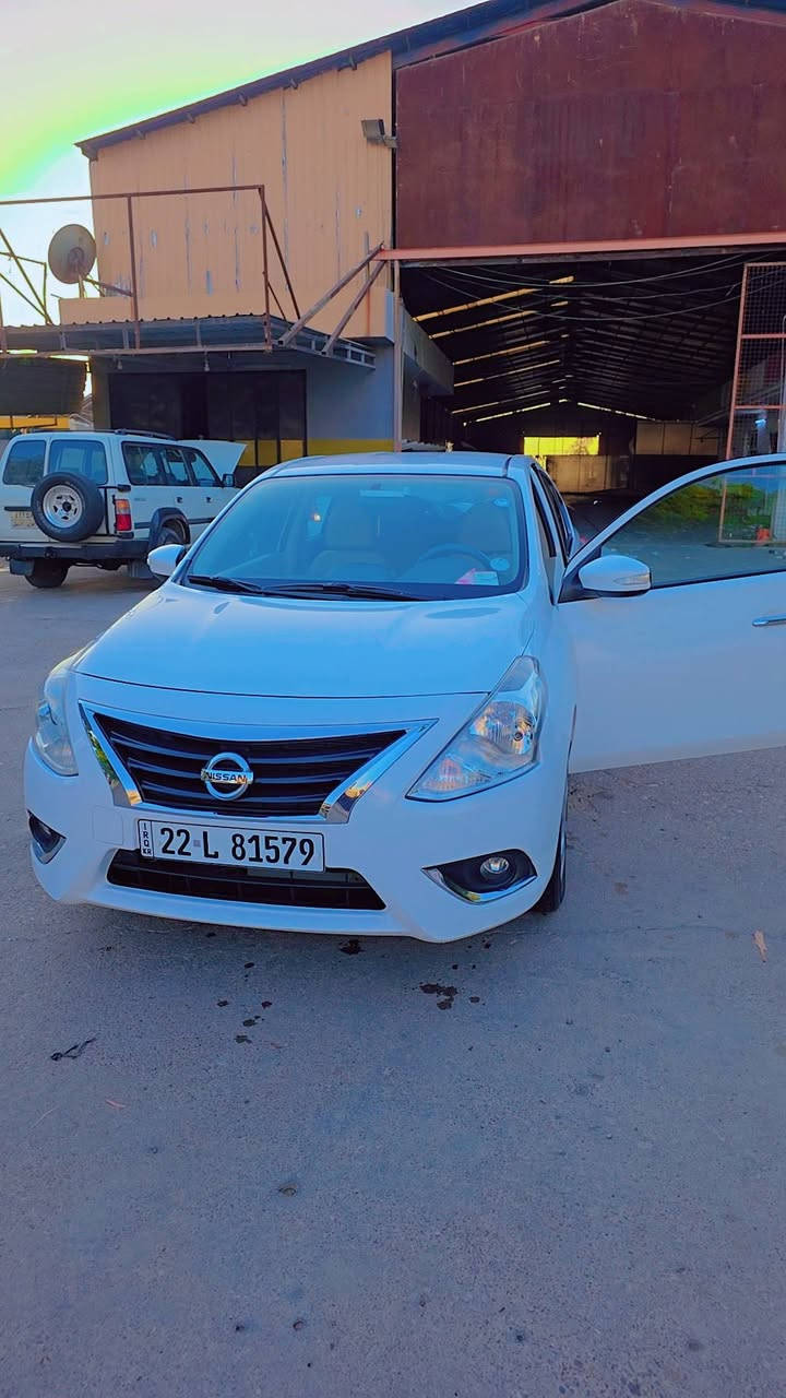 بە کوردی
**Nissan Sunny بۆ فڕۆشتن** 🚗✨
 * **جۆر:** نیسان سەنی (سفری هەولێر)
 * **دۆخ:** زۆر پاکە و ماڵی دوستە
 * **بۆیاخ:** بەبێ صبغ، بەبێ تەزرە و دەرزی و قەپ و قۆپ، تا بڵێی خاوێنە.
 * **مەرجەکان:**
   * هەموو شتێکی بە شەرتی فەحص و پشکنین.
   * بە شەرتی ناوکردن (تحویل) و وەکالە.
   * گێڕ و مەکینە بە شەرت (سفرە).
 * **تایبەتمەندییەکان:** تەبرید مەرکەزی، شاشە ئایپاد.
📞 **بۆ پەیوەندیکردن:** ***********
## Arabic | بە عەرەبی
**نيسان صني للبيع** 🚗✨
 * **الحالة:** نيسان صني (زيرو أربيل)، بحالة الممتازة جداً ونظيفة للغاية (سيارة بيت).
 * **الصبغ والبدن:** بدون صبغ، بدون ضربات طق، خالية من التدريز أو أي أثر صدمات، نظيفة جداً.
 * **الشروط والتعهدات:**
   * بشرط الفحص الكامل.
   * بشرط التحويل والوكالة.
   * كير ومكينة بشرط الشركة (زيرو).
 * **المواصفات:** تبريد مركزي، شاشة آيباد.
📞 **للتواصل والاستفسار:** ***********

سعر ١١٩
