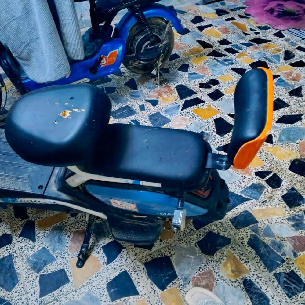 سلام عليكم دراجه شحن ار تسعه العنوان بغداد مدينه الصدر قطاع 30