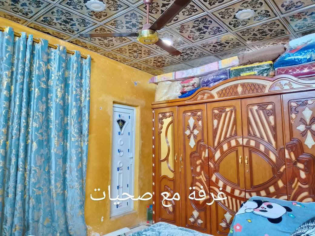 للبيع
بيت ٨٤م طابق ونص امامي

ركن وجه واحد

واقع حال ١١٤م

سعر ٩٥ بيه مجال

يقع في حي الشهداء قرب شارع المحسن

يحتوي على صاله ومطبخ وصحيات واستقبال

الطابق الثاني غرفه فقط

موبايل للاستفسار ***********
