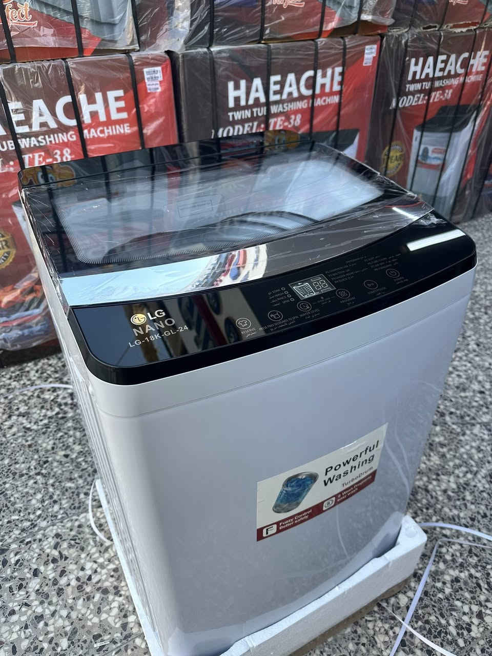 *🎉 تخفيضات بداية السنة 🎉*
*غسالات LG - الأفضل دائما 🛍️*
*توصيل مجاناً داخل بغداد 🚚*
*ضمان لمدة سنتين 👍*

*🔥 الأحجام والأسعار 🔥*
- *18 كيلو*: 375 ألف دينار عراقي 🔥
- *20 كيلو*: 425 ألف دينار عراقي 🚀
- *22 كيلو*: 450 ألف دينار عراقي 💥
- *30 كيلو*: 490 ألف دينار عراقي 🔝

*شركة الجامعة لتجارة الأجهزة الكهربائية 🏢*
*📞 للحجز والاستفسار:*
***********
***********

*⏰ سارعوا بالحجز قبل نفاذ الكمية
